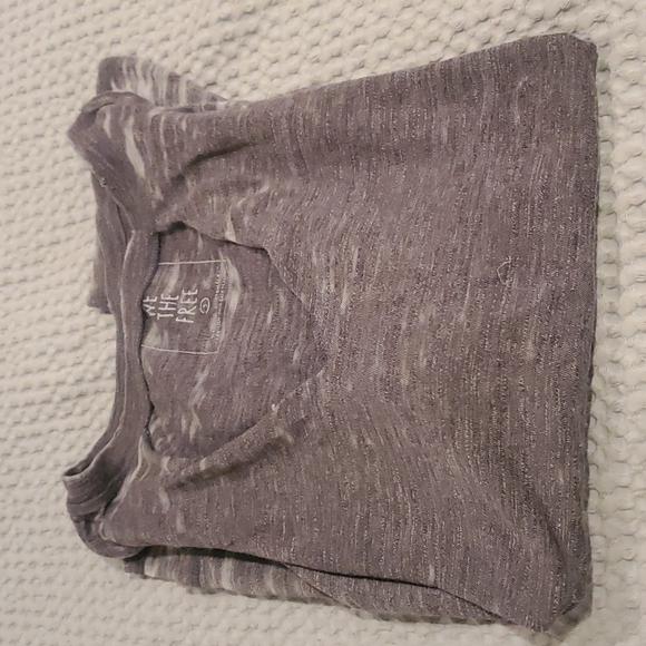 FREE People Distressed T-shirt Size Small - Picture 3 of 5